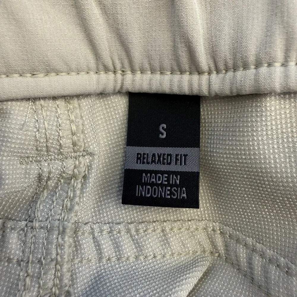 Carhartt Men's S Beige Solid Active Shorts Polyester/Elastane Stretch Pockets